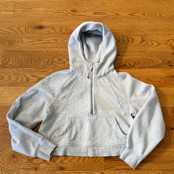 Lululemon Scuba Oversized 1/2 Zip Hoodie in Heathered Light Grey (Size XS/S) - Picture 4 of 12